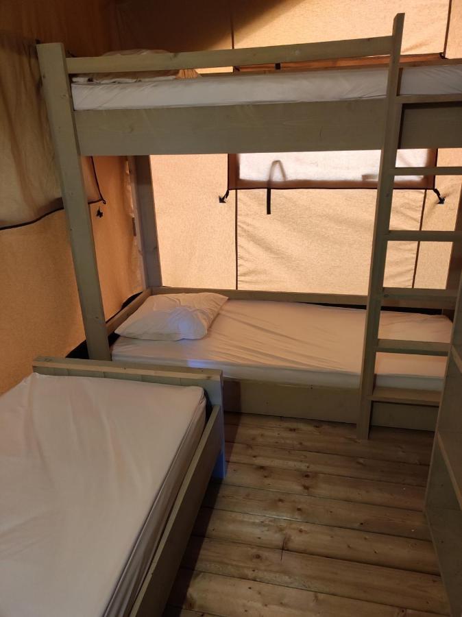 Hotel Camping Le Mouliat à Moncrabeau Extérieur photo